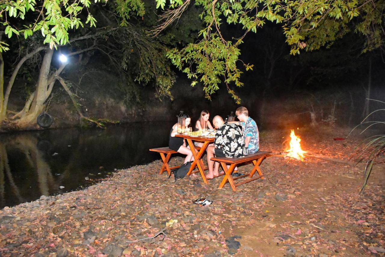 Silent River Cottage ウダワラウェ エクステリア 写真